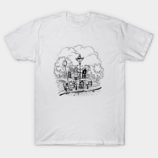 Amsterdam typical houses, bridges and streetlight T-Shirt